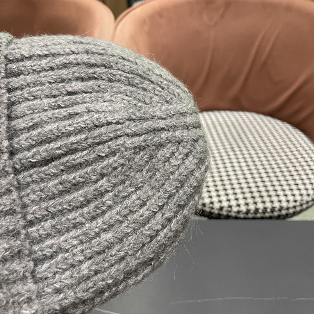  蒙口Moncler盟可睐💥2025官网经典针织帽，原单复刻.非常柔软亲肤，弹性很好💓有质感又非常百搭的