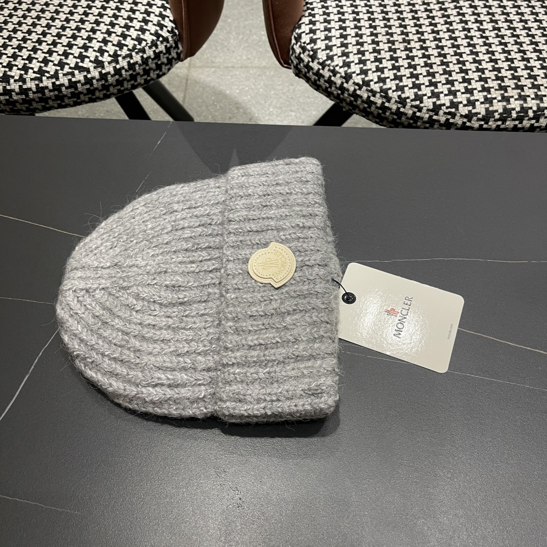 蒙口Moncler盟可睐💥2025官网经典针织帽，原单复刻.非常柔软亲肤，弹性很好💓有质感又非常百搭的