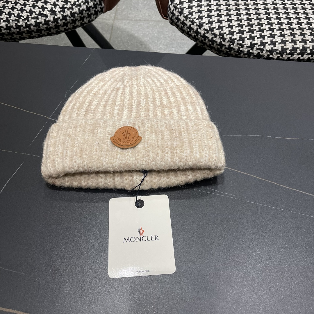  蒙口Moncler盟可睐💥2025官网经典针织帽，原单复刻.非常柔软亲肤，弹性很好💓有质感又非常百搭的
