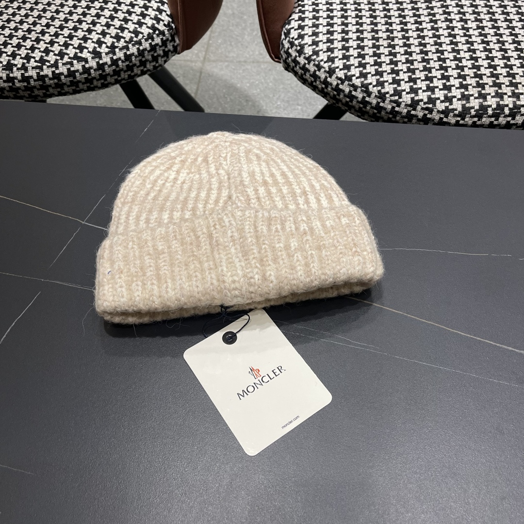  蒙口Moncler盟可睐💥2025官网经典针织帽，原单复刻.非常柔软亲肤，弹性很好💓有质感又非常百搭的