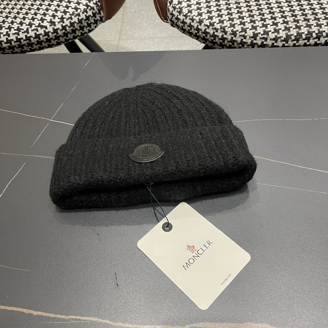  蒙口Moncler盟可睐💥2025官网经典针织帽，原单复刻.非常柔软亲肤，弹性很好💓有质感又非常百搭的