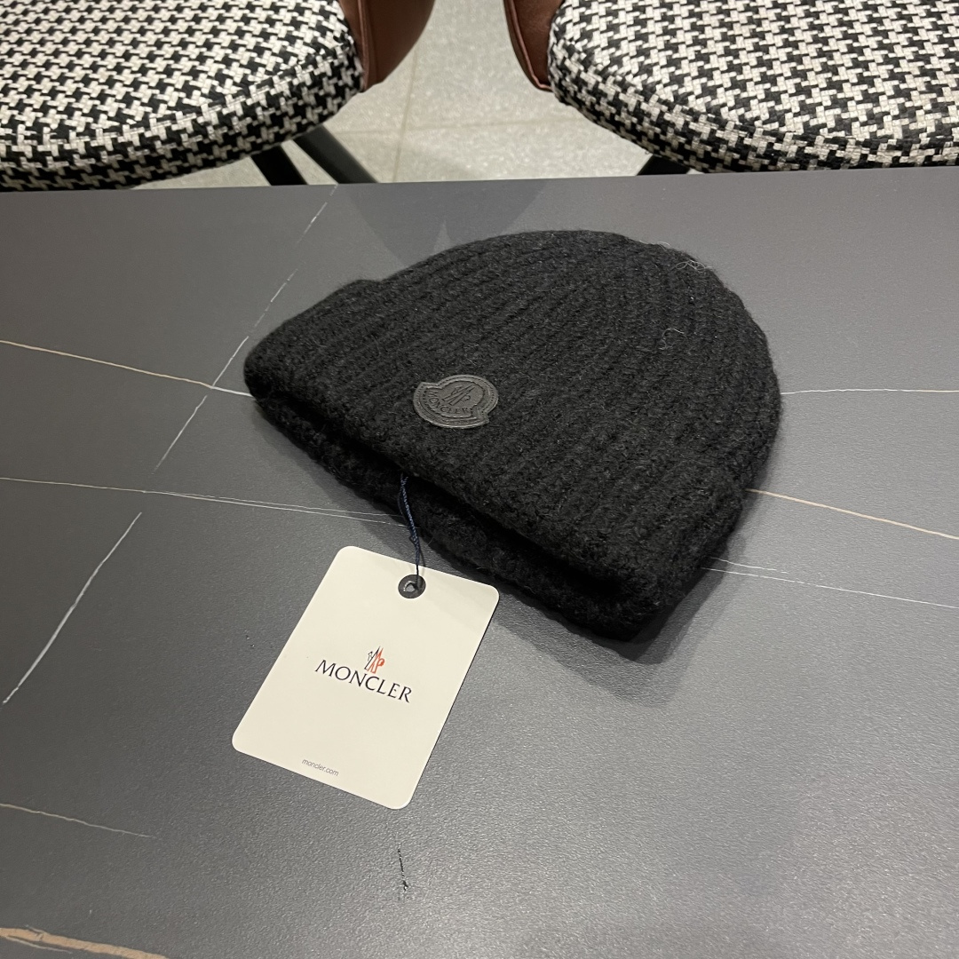  蒙口Moncler盟可睐💥2025官网经典针织帽，原单复刻.非常柔软亲肤，弹性很好💓有质感又非常百搭的