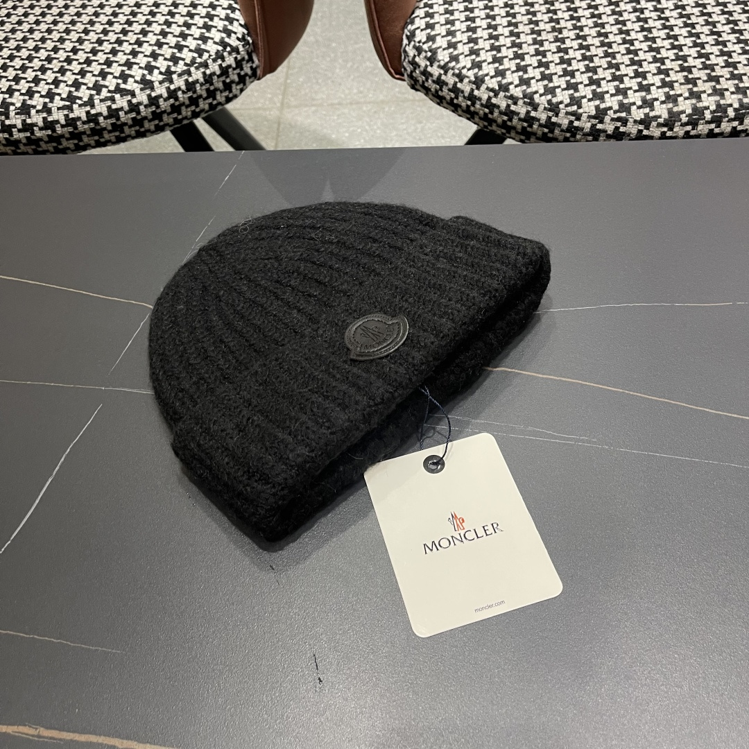  蒙口Moncler盟可睐💥2025官网经典针织帽，原单复刻.非常柔软亲肤，弹性很好💓有质感又非常百搭的
