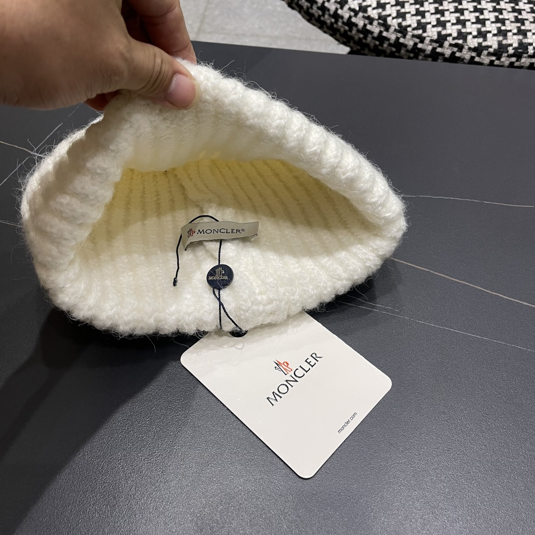  蒙口Moncler盟可睐💥2025官网经典针织帽，原单复刻.非常柔软亲肤，弹性很好💓有质感又非常百搭的