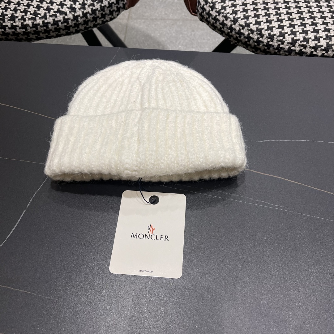  蒙口Moncler盟可睐💥2025官网经典针织帽，原单复刻.非常柔软亲肤，弹性很好💓有质感又非常百搭的