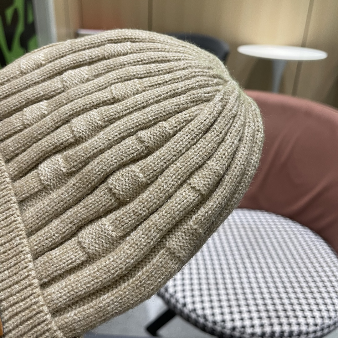  巴黎世家👒现货Balenciaga巴黎世家官网品质（非市场普通货，留意细节哦）秋冬新款毛线帽子，男女同