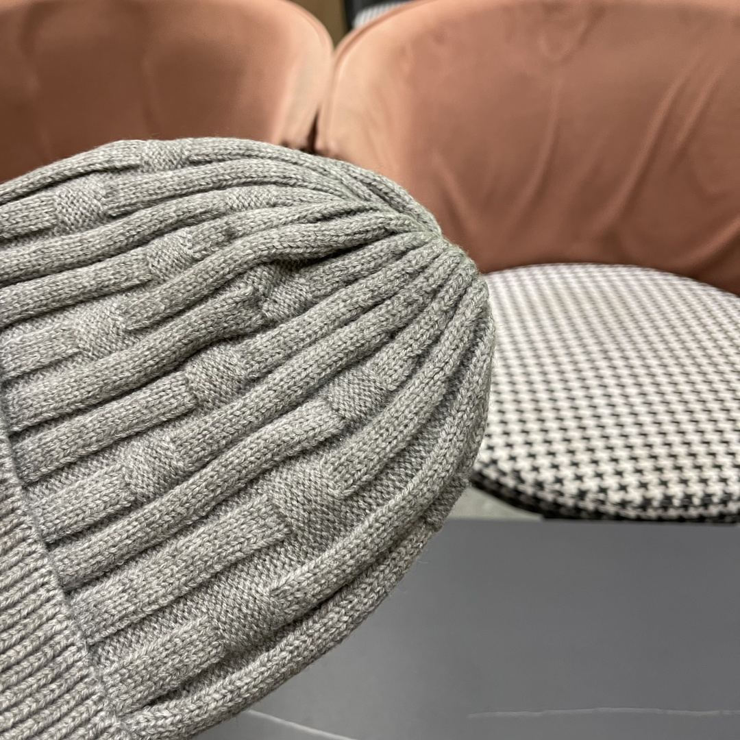  巴黎世家👒现货Balenciaga巴黎世家官网品质（非市场普通货，留意细节哦）秋冬新款毛线帽子，男女同