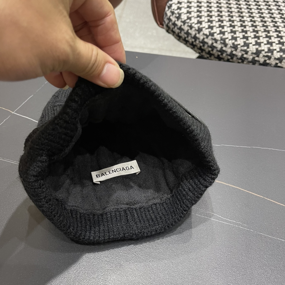  巴黎世家👒现货Balenciaga巴黎世家官网品质（非市场普通货，留意细节哦）秋冬新款毛线帽子，男女同