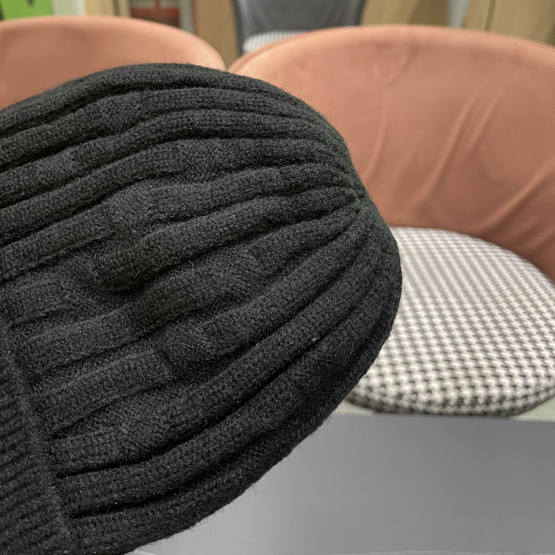  巴黎世家👒现货Balenciaga巴黎世家官网品质（非市场普通货，留意细节哦）秋冬新款毛线帽子，男女同