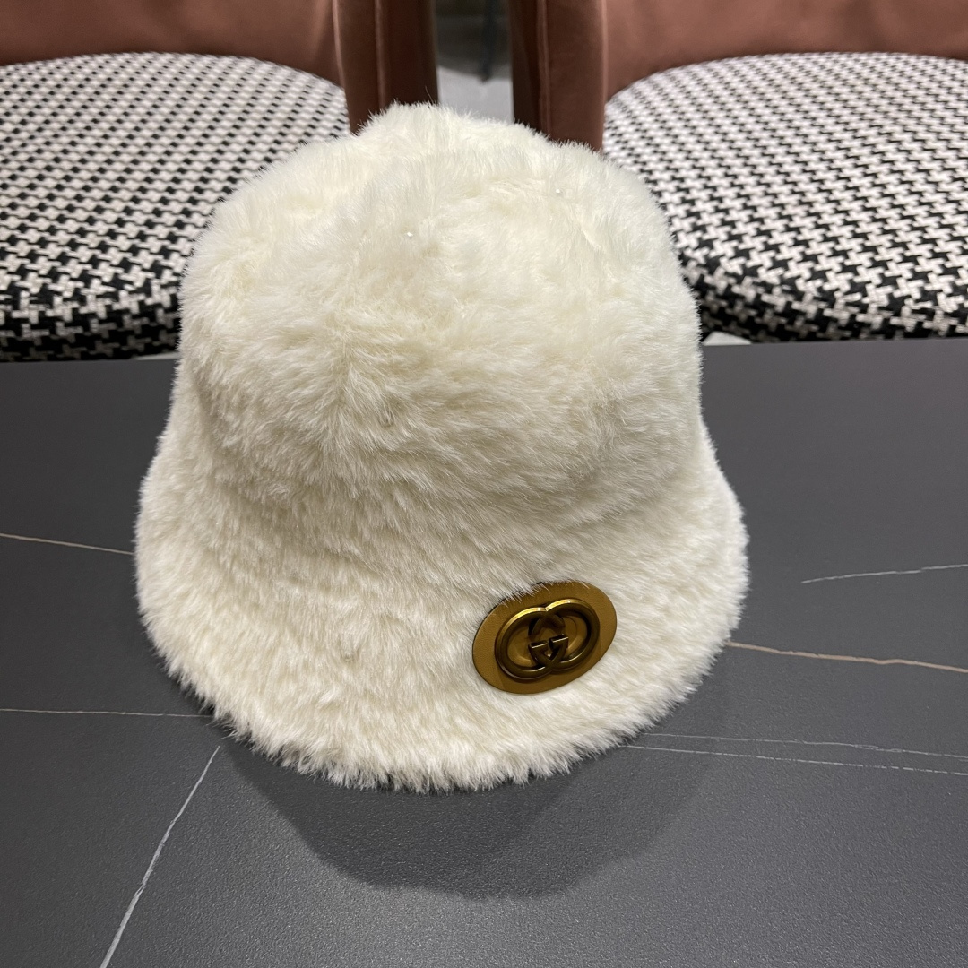  GUCCI渔夫帽2025秋冬新款女显脸小保暖盆帽休闲毛绒水桶帽