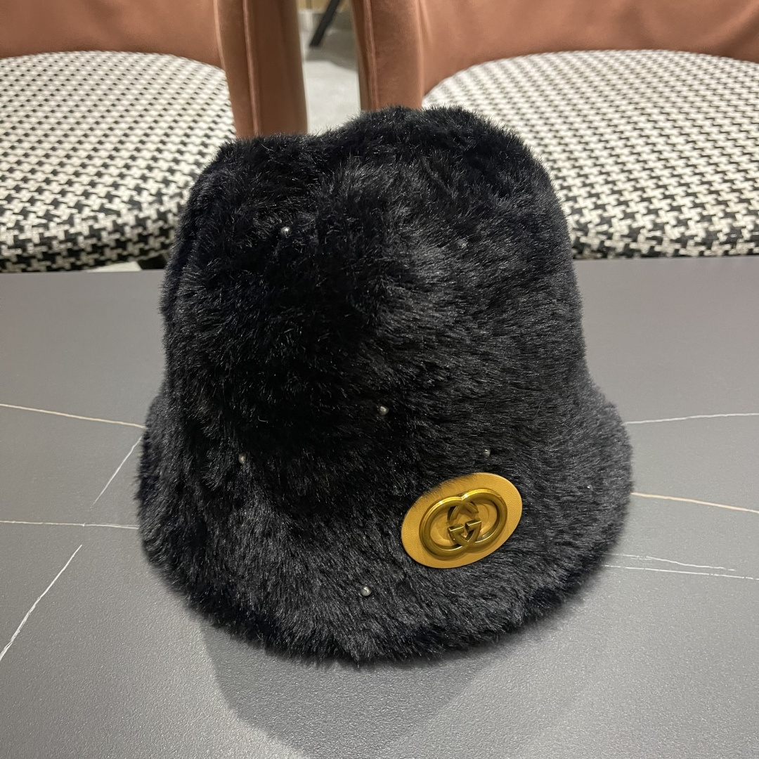  GUCCI渔夫帽2025秋冬新款女显脸小保暖盆帽休闲毛绒水桶帽