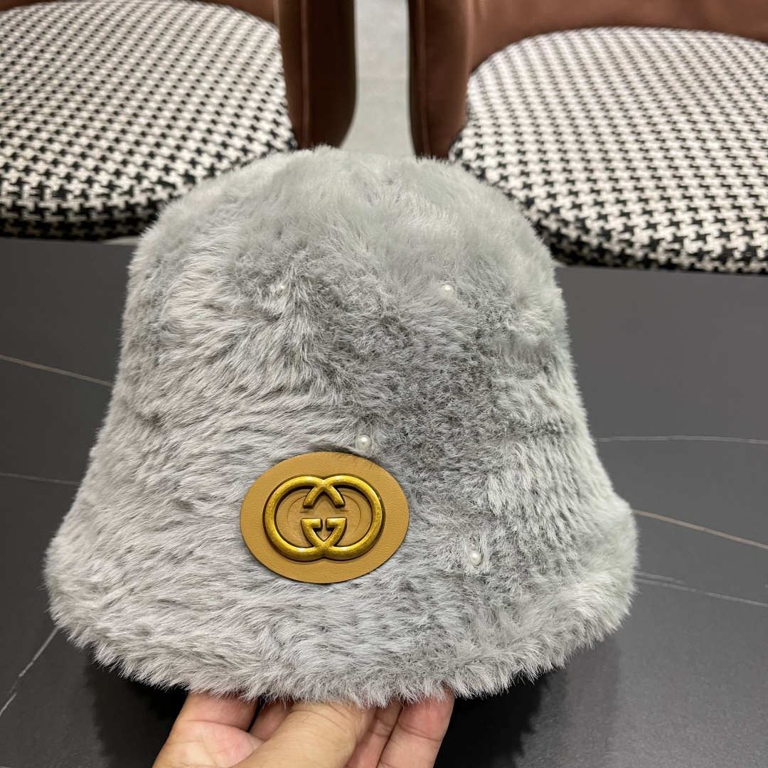  GUCCI渔夫帽2025秋冬新款女显脸小保暖盆帽休闲毛绒水桶帽