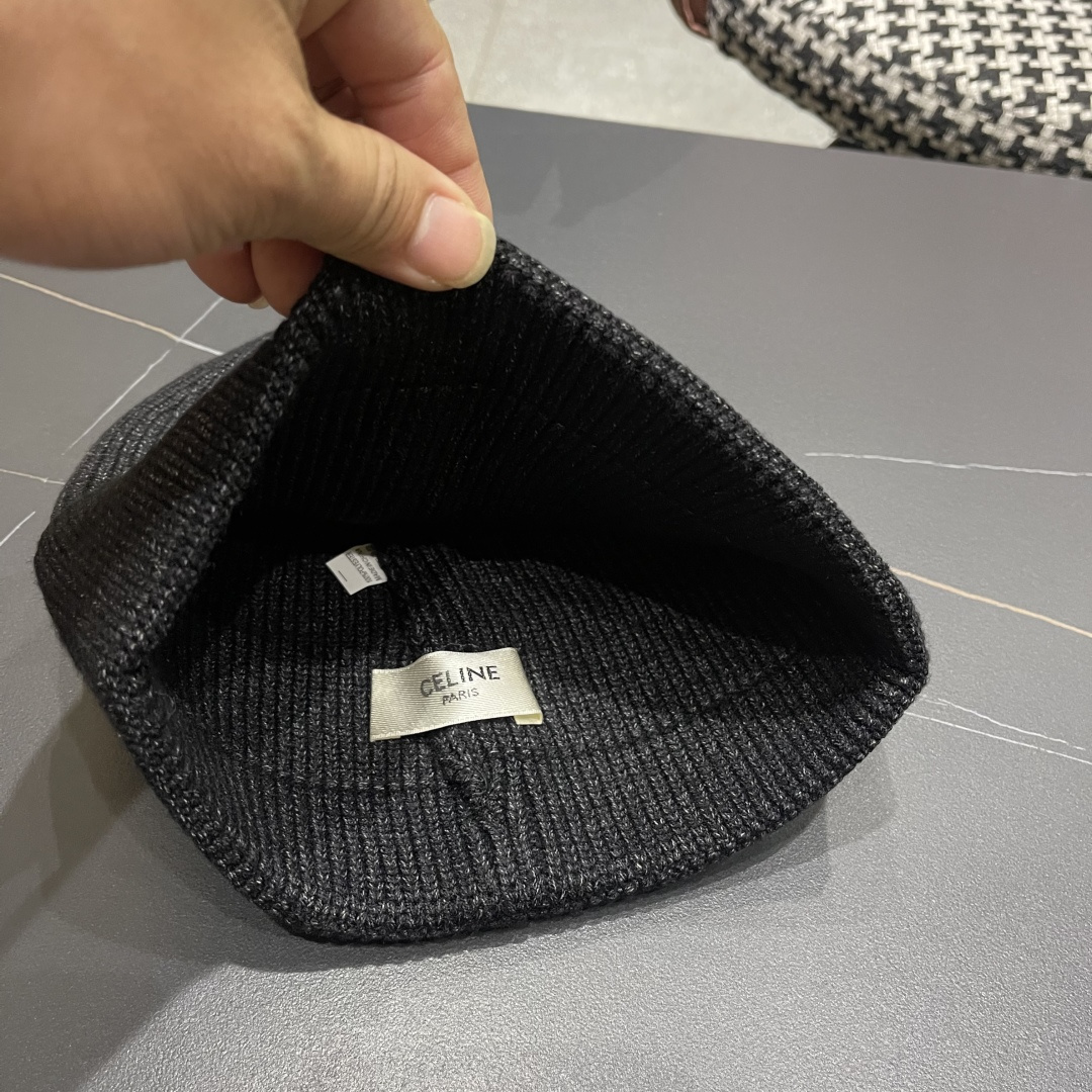  【CELINE赛琳】2025秋冬大牌logo针织毛线帽，百搭单品