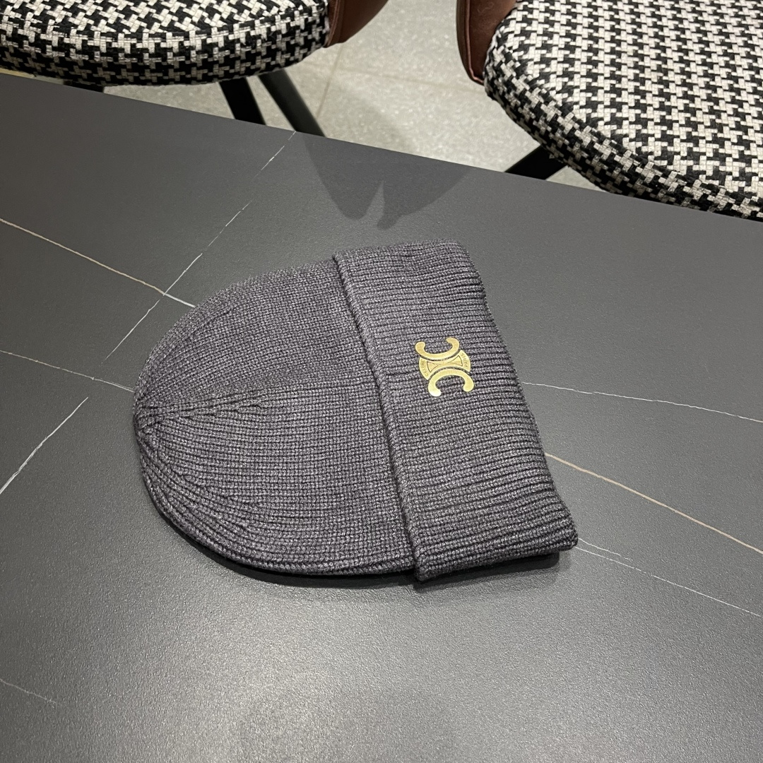  【CELINE赛琳】2025秋冬大牌logo针织毛线帽，百搭单品