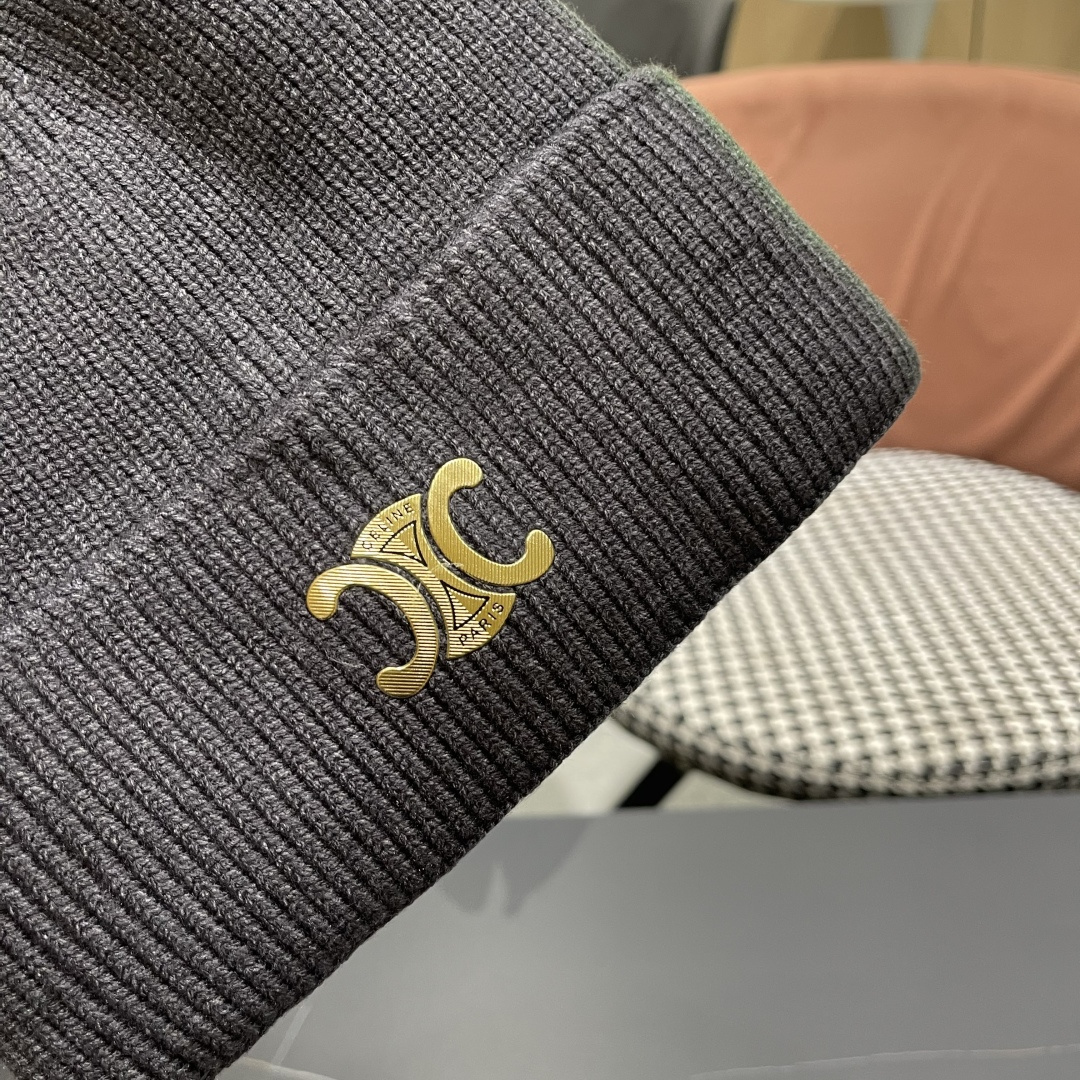  【CELINE赛琳】2025秋冬大牌logo针织毛线帽，百搭单品