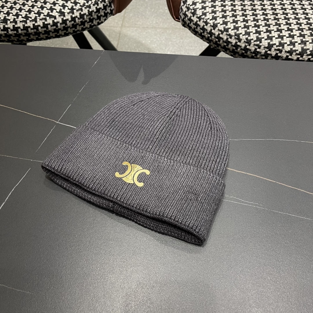  【CELINE赛琳】2025秋冬大牌logo针织毛线帽，百搭单品
