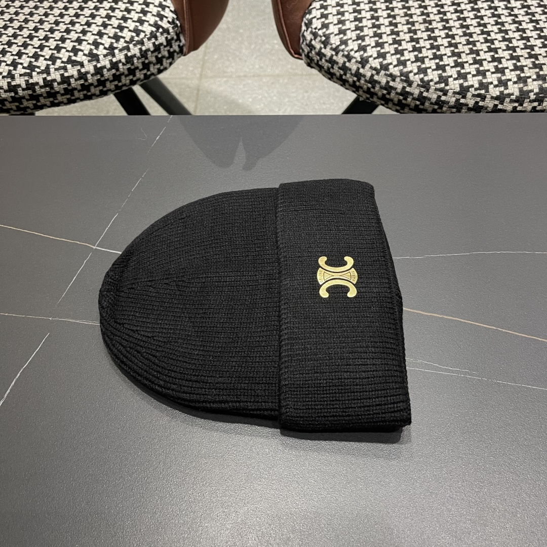  【CELINE赛琳】2025秋冬大牌logo针织毛线帽，百搭单品