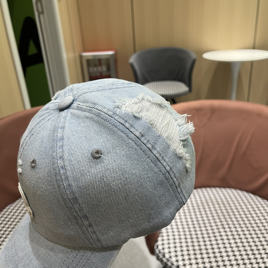  蒙口MONCLER2025新款牛仔棒球帽，时尚炸街单品，风格很OK，高品质舒适透气，凹造型很好看