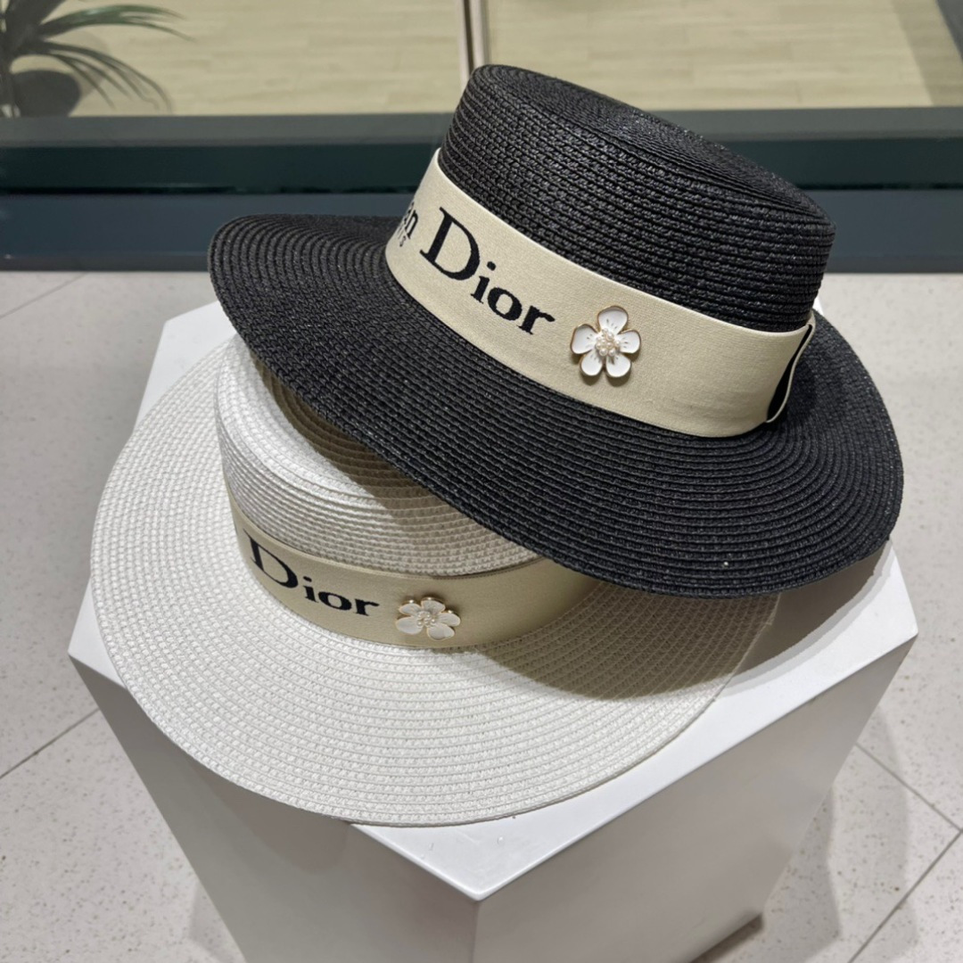  【DIOR迪奥】春夏新款草编遮阳草帽盆帽🤩沙滩风，简约大方，百搭单品～出街首选，新款帽型超美腻，新品上