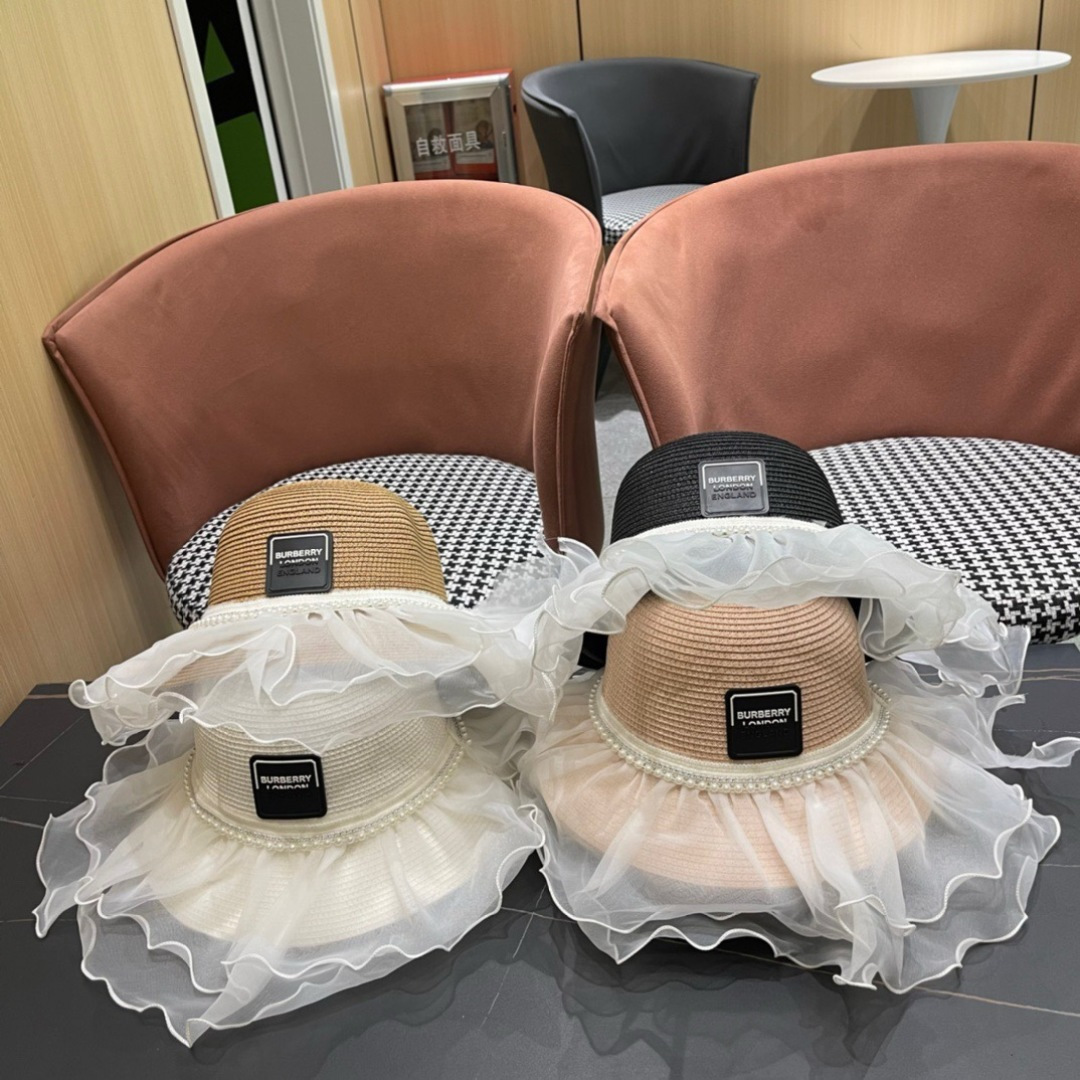 【burberry巴宝莉】2025新款小香度假风大沿盆帽草帽，旅行必备，超好搭配，赶紧入手！