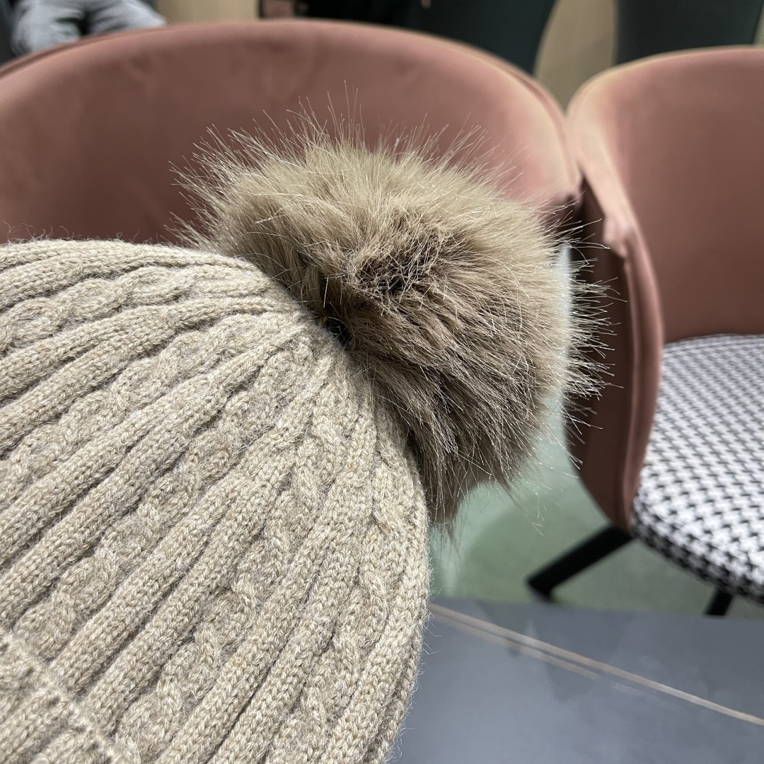  高版本蒙口Moncler盟可睐💥2025官网经典针织帽，原单复刻.非常柔软亲肤，弹性很好💓有质感又非常