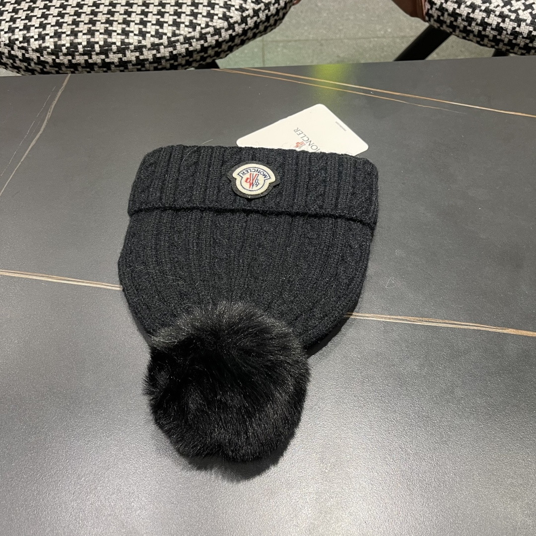  高版本蒙口Moncler盟可睐💥2025官网经典针织帽，原单复刻.非常柔软亲肤，弹性很好💓有质感又非常