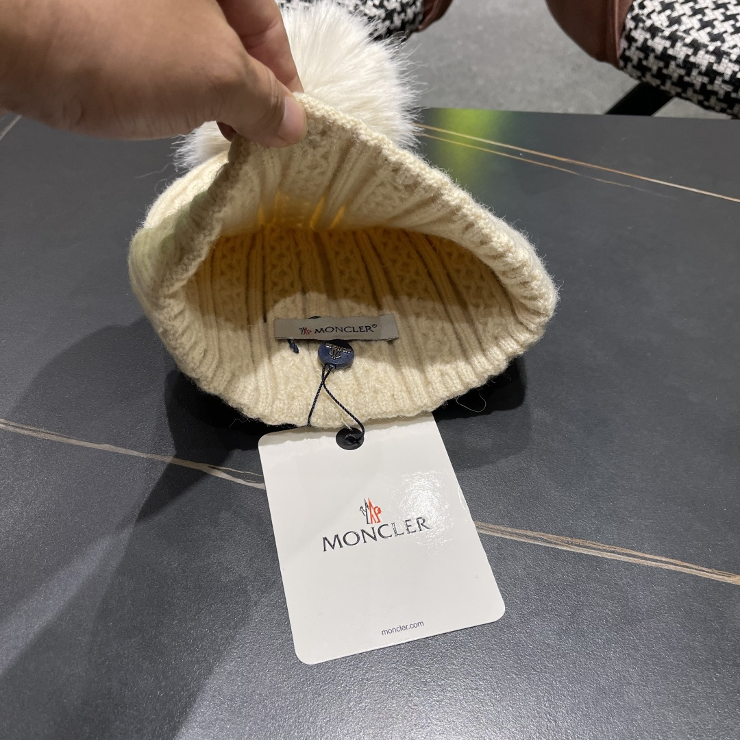  高版本蒙口Moncler盟可睐💥2025官网经典针织帽，原单复刻.非常柔软亲肤，弹性很好💓有质感又非常