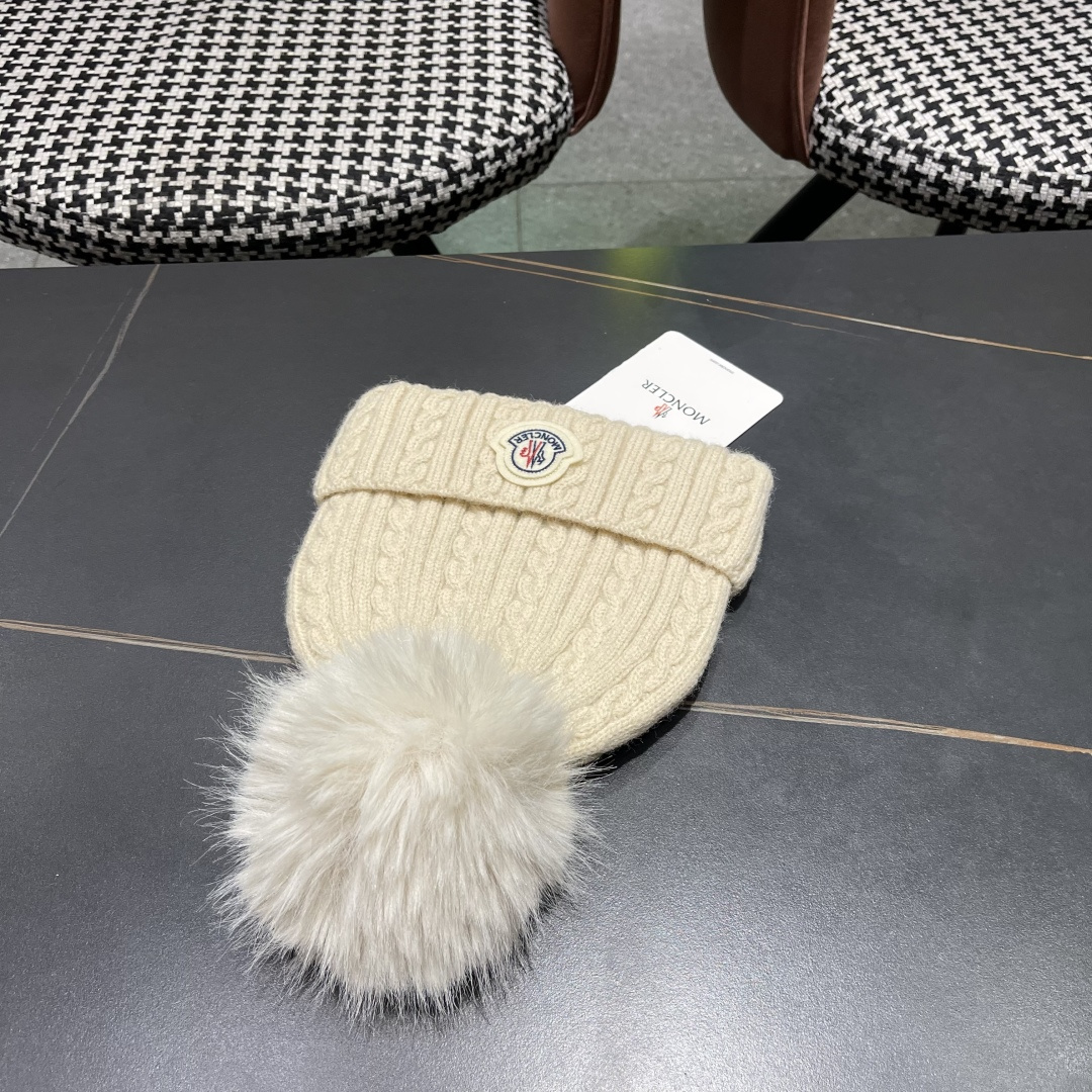  高版本蒙口Moncler盟可睐💥2025官网经典针织帽，原单复刻.非常柔软亲肤，弹性很好💓有质感又非常