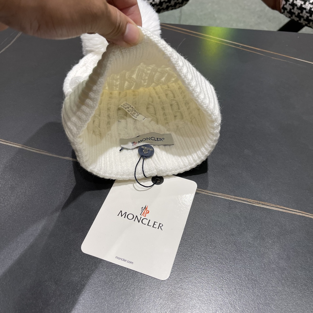  MONCLER蒙口🎩2025羊毛针织毛线帽，球可拆卸，可隨意搭配，好品质高端大气，超柔软！超火爆💖质感