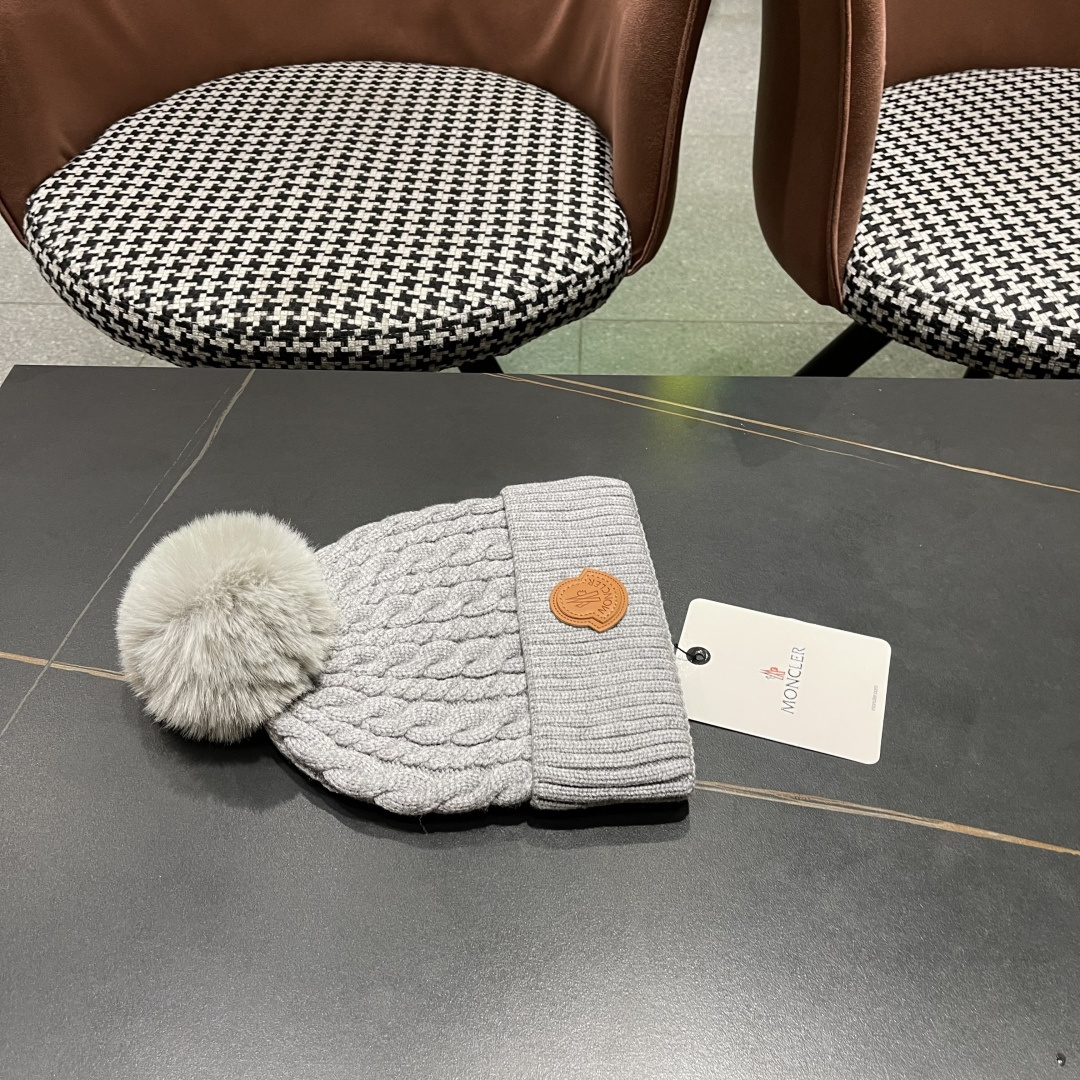  MONCLER蒙口🎩2025羊毛针织毛线帽，球可拆卸，可隨意搭配，好品质高端大气，超柔软！超火爆💖质感