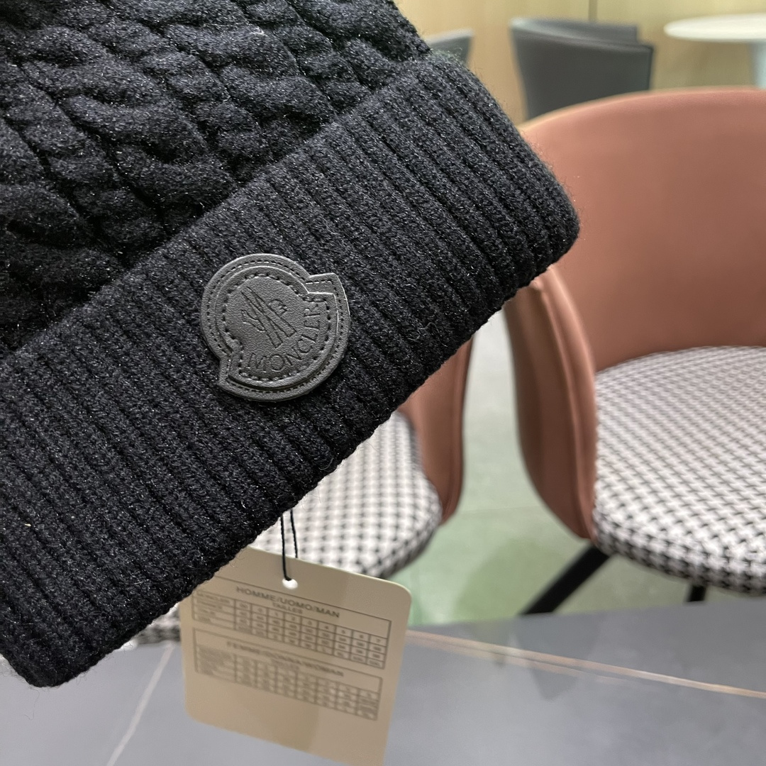  MONCLER蒙口🎩2025羊毛针织毛线帽，球可拆卸，可隨意搭配，好品质高端大气，超柔软！超火爆💖质感