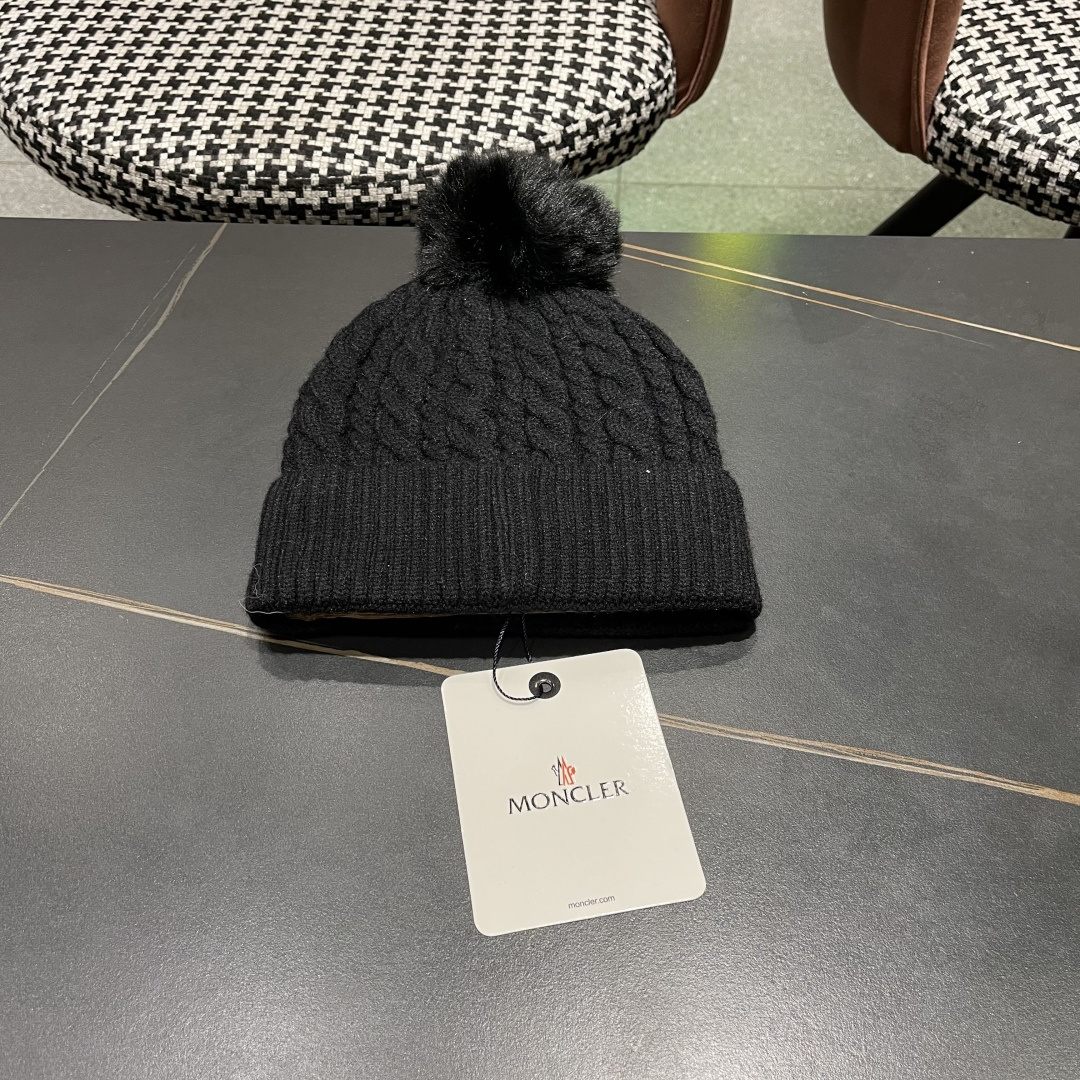  MONCLER蒙口🎩2025羊毛针织毛线帽，球可拆卸，可隨意搭配，好品质高端大气，超柔软！超火爆💖质感
