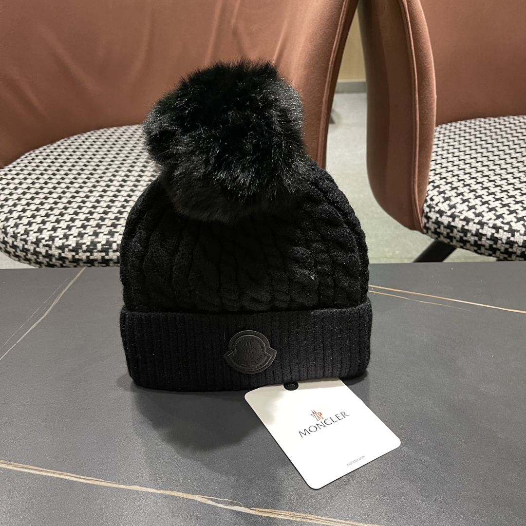  MONCLER蒙口🎩2025羊毛针织毛线帽，球可拆卸，可隨意搭配，好品质高端大气，超柔软！超火爆💖质感