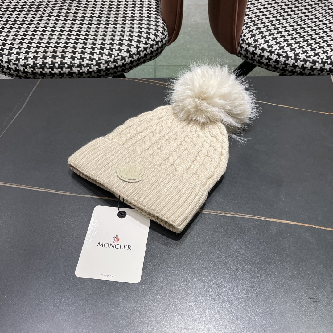  MONCLER蒙口🎩2025羊毛针织毛线帽，球可拆卸，可隨意搭配，好品质高端大气，超柔软！超火爆💖质感