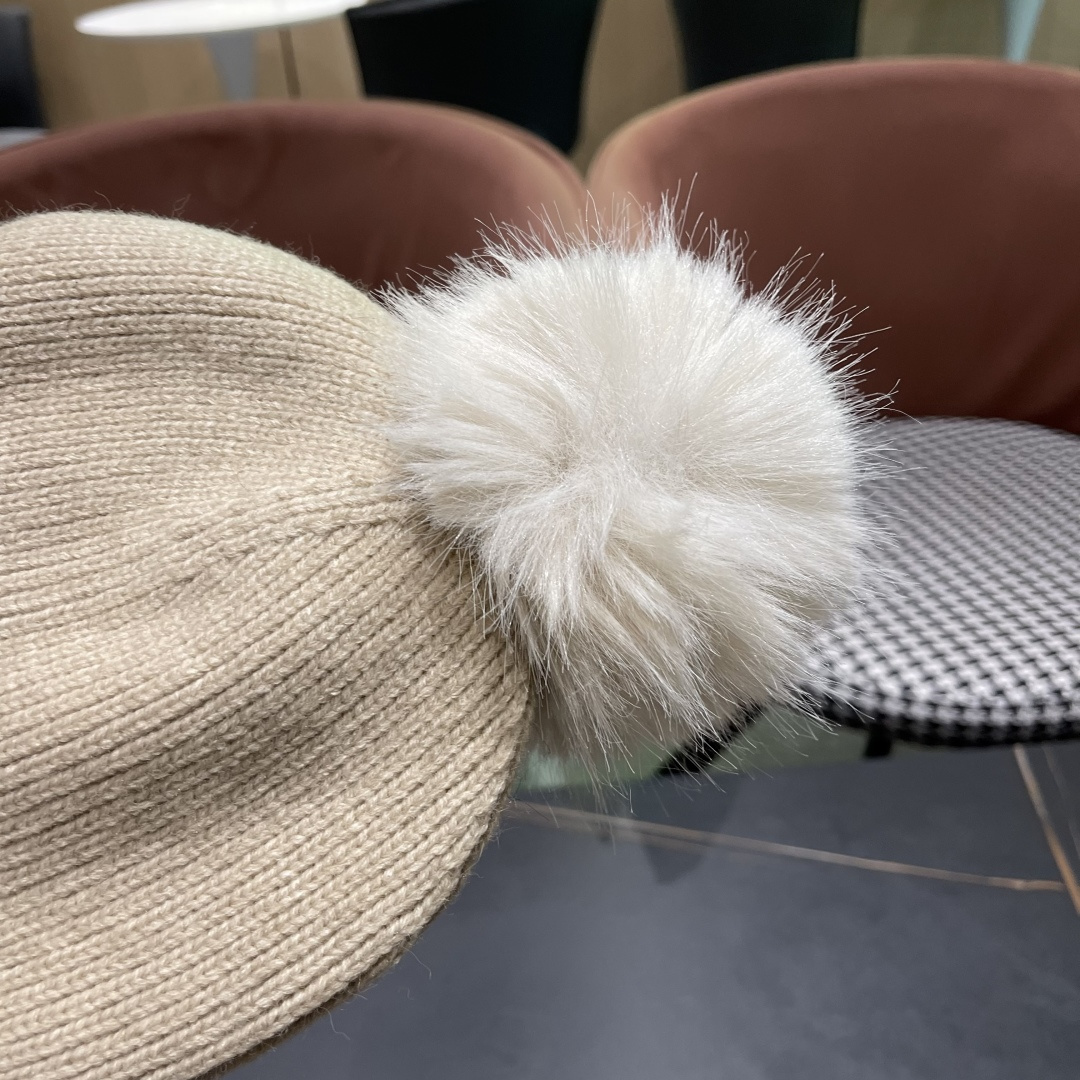    【MONCLER蒙口】2025秋冬新款针织毛球毛线帽#非常有质感的一款～闭眼入