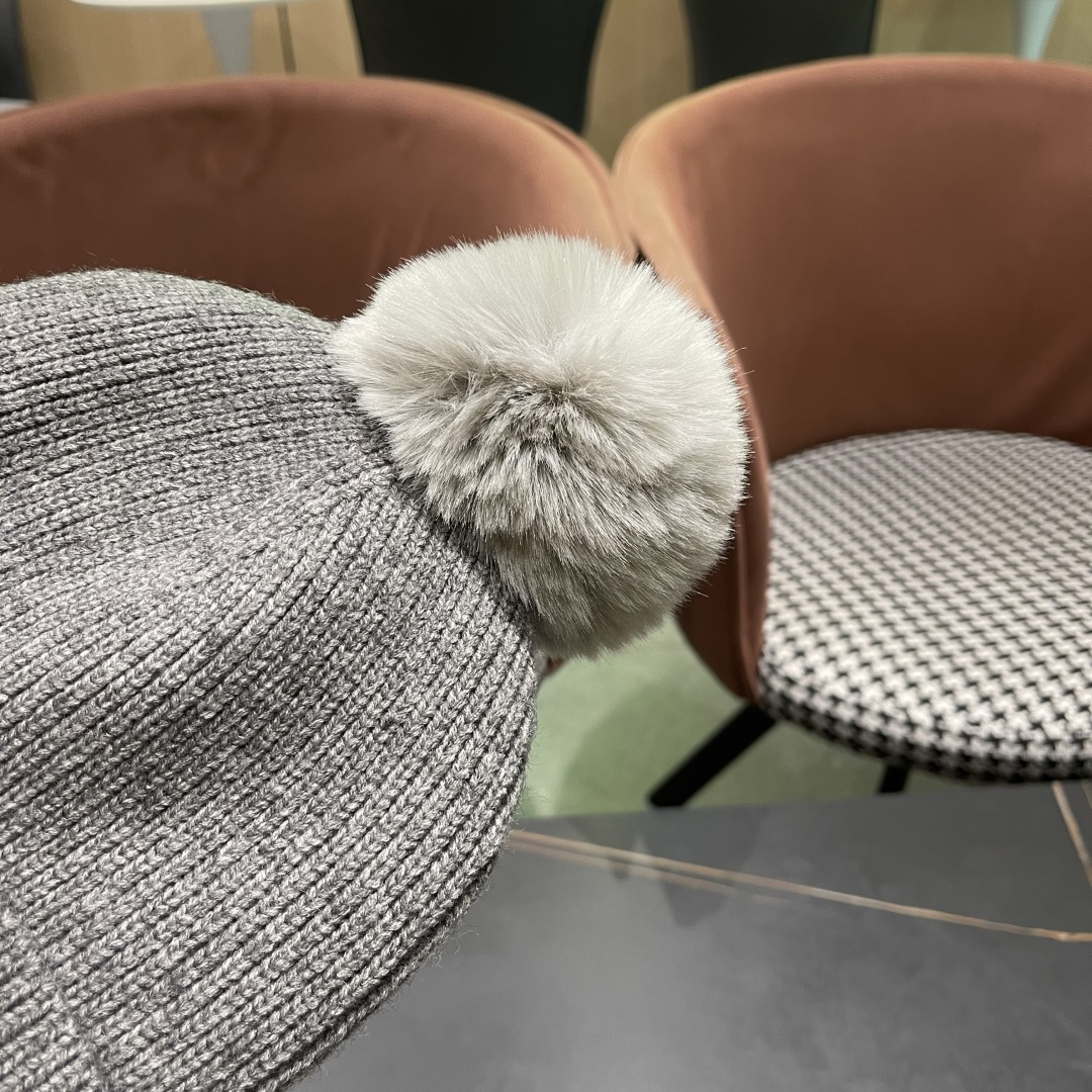    【MONCLER蒙口】2025秋冬新款针织毛球毛线帽#非常有质感的一款～闭眼入