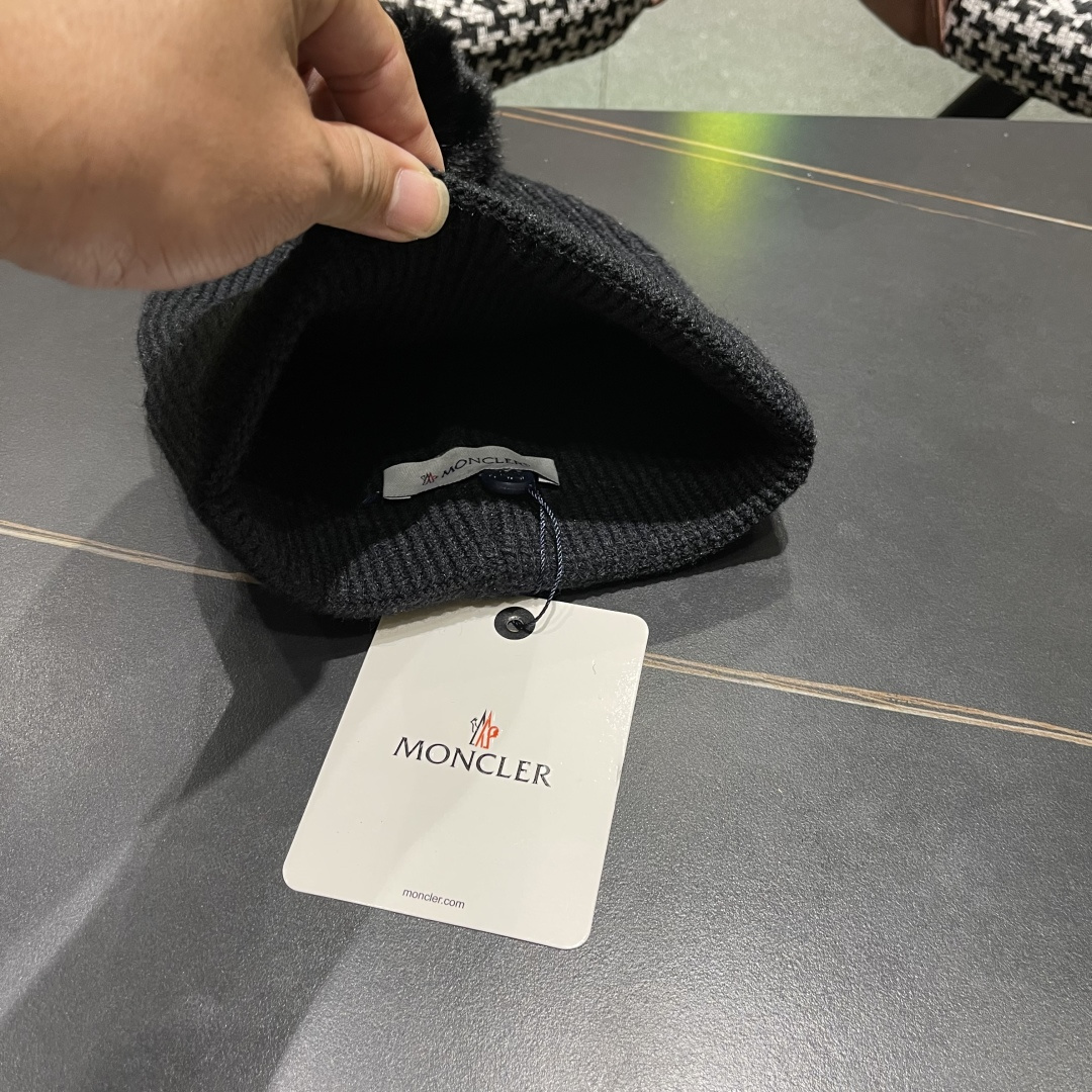    【MONCLER蒙口】2025秋冬新款针织毛球毛线帽#非常有质感的一款～闭眼入