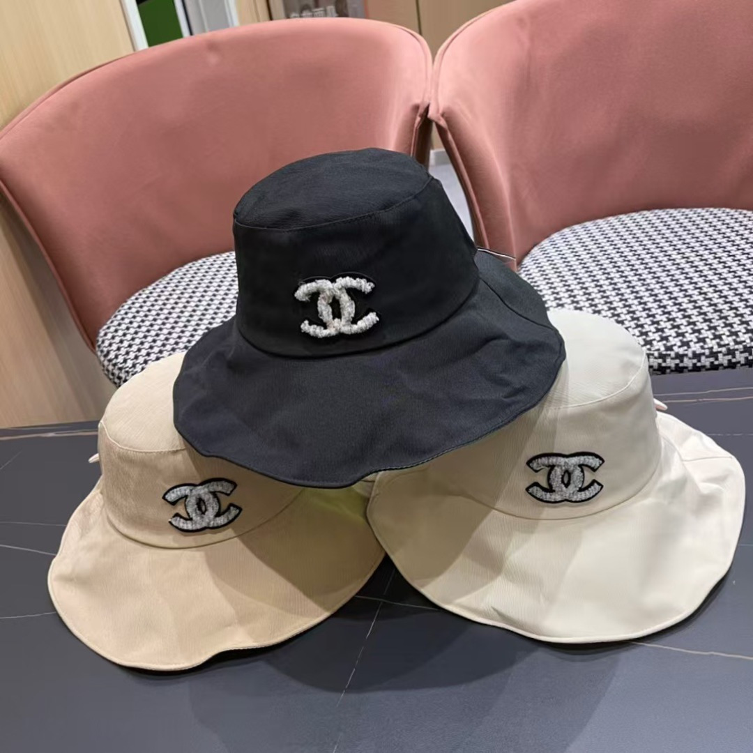  【Chanel香奈儿】早春新款大沿小香风渔夫帽质感满满
出街首选🌊