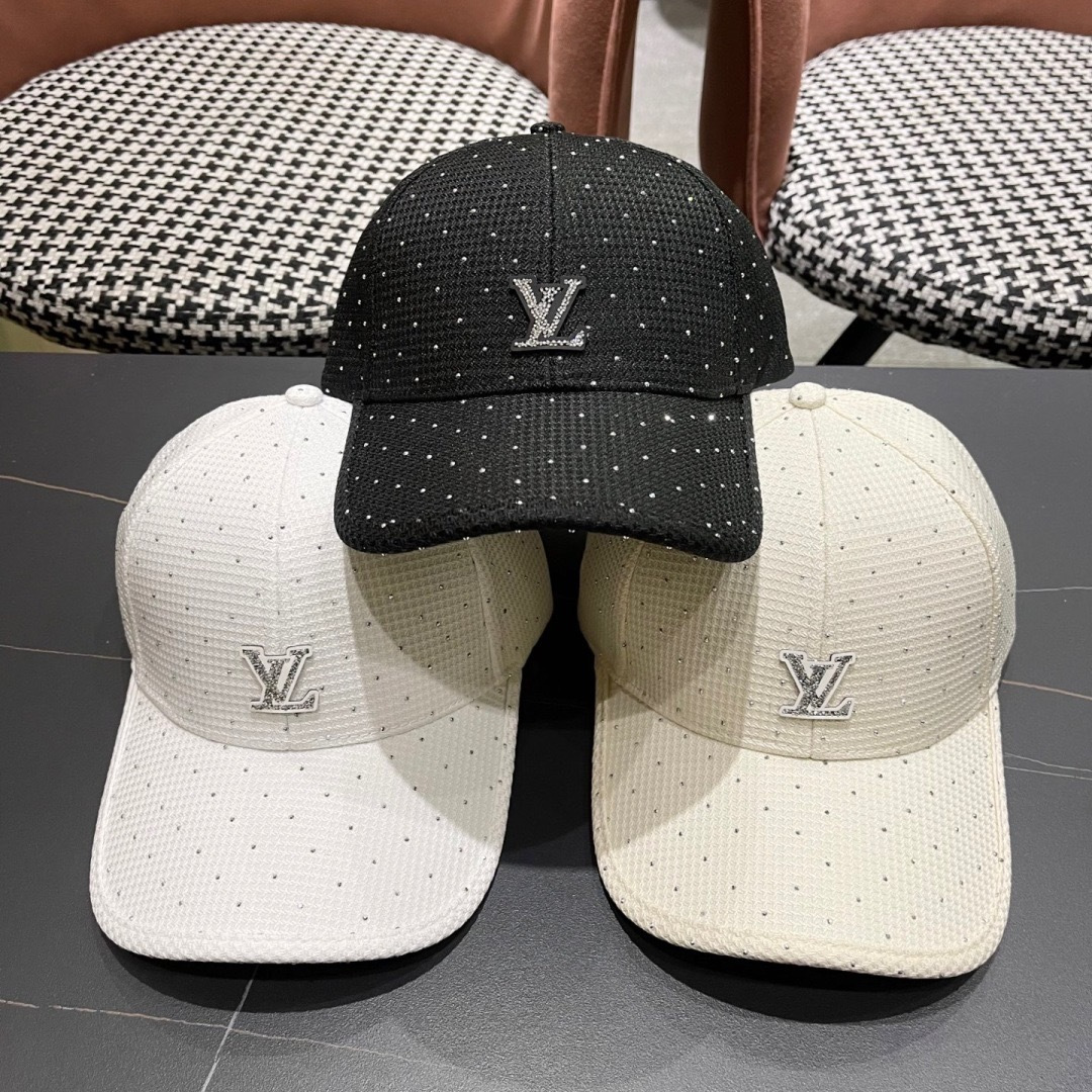  路易威登棒球帽 LouisVuitton😍新款带钻棒球帽高端大气，跑量！