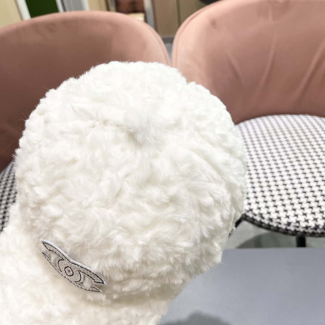 【CHANEL香奈儿】2025毛绒绒秋冬新款棒球帽🌈百搭更有质感的一款