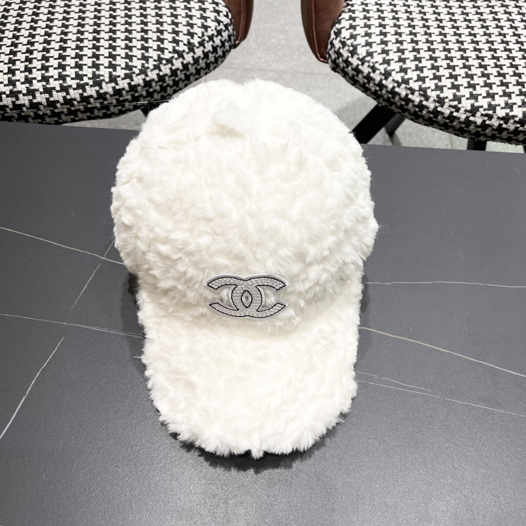 【CHANEL香奈儿】2025毛绒绒秋冬新款棒球帽🌈百搭更有质感的一款