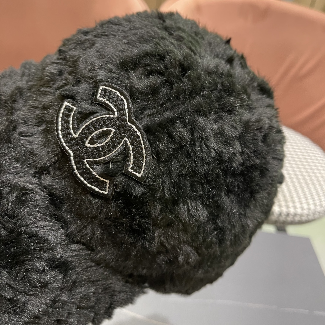 【CHANEL香奈儿】2025毛绒绒秋冬新款棒球帽🌈百搭更有质感的一款