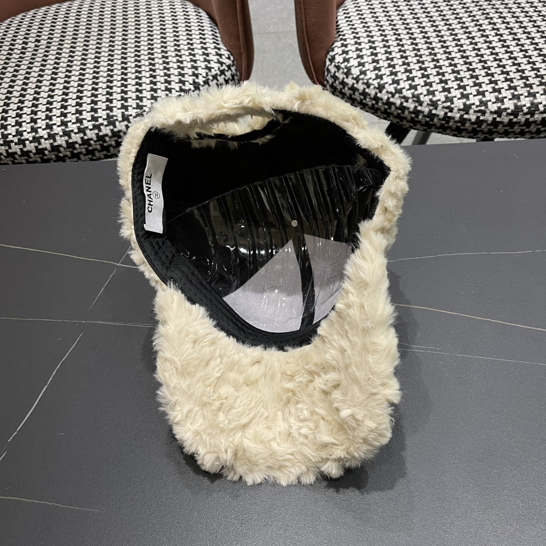 【CHANEL香奈儿】2025毛绒绒秋冬新款棒球帽🌈百搭更有质感的一款