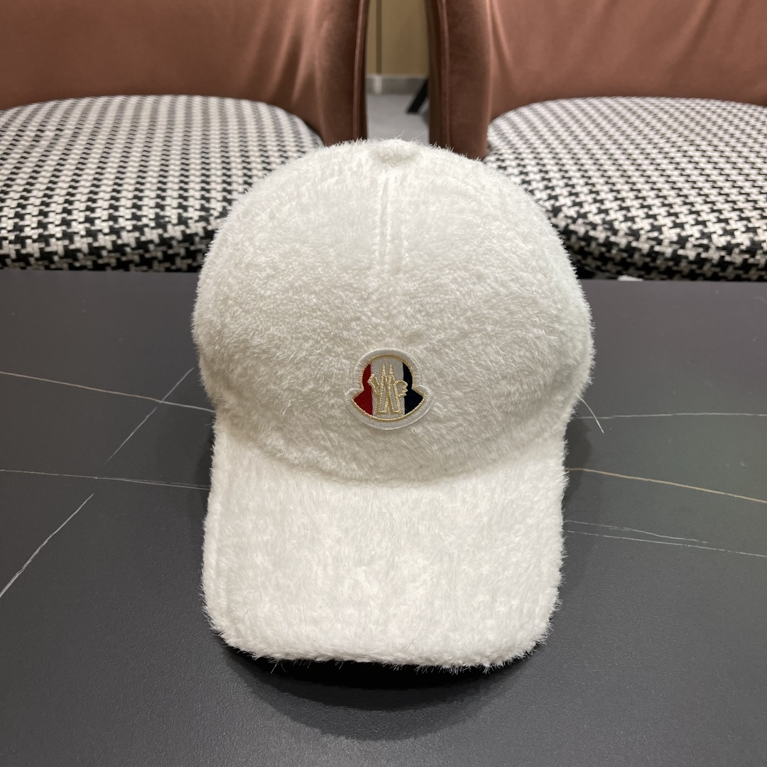 NO:363461,The moncler baseball hat for women in autumn and winter Korean style, versatile big head circumference warm baseball cap showing face, plush hat hat, straw hat, fisherman hat baseball cap knit hat, hat, Moncler, espadrilles, hats蒙口moncler棒球帽女秋冬季韩版百搭大头围保暖鸭舌帽显脸小毛绒帽子帽子草帽渔夫帽棒球帽针织帽,帽子,Moncler,espadrilles,hats,hat