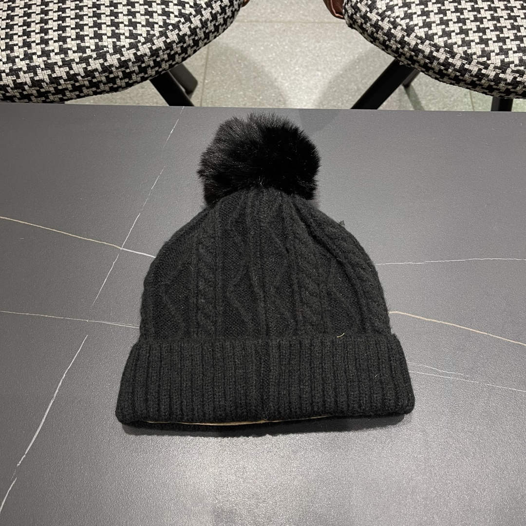  lv路易威登帽子2025女秋冬毛线帽韩版针织帽女士百搭毛球帽护耳冬季套头潮加厚帽