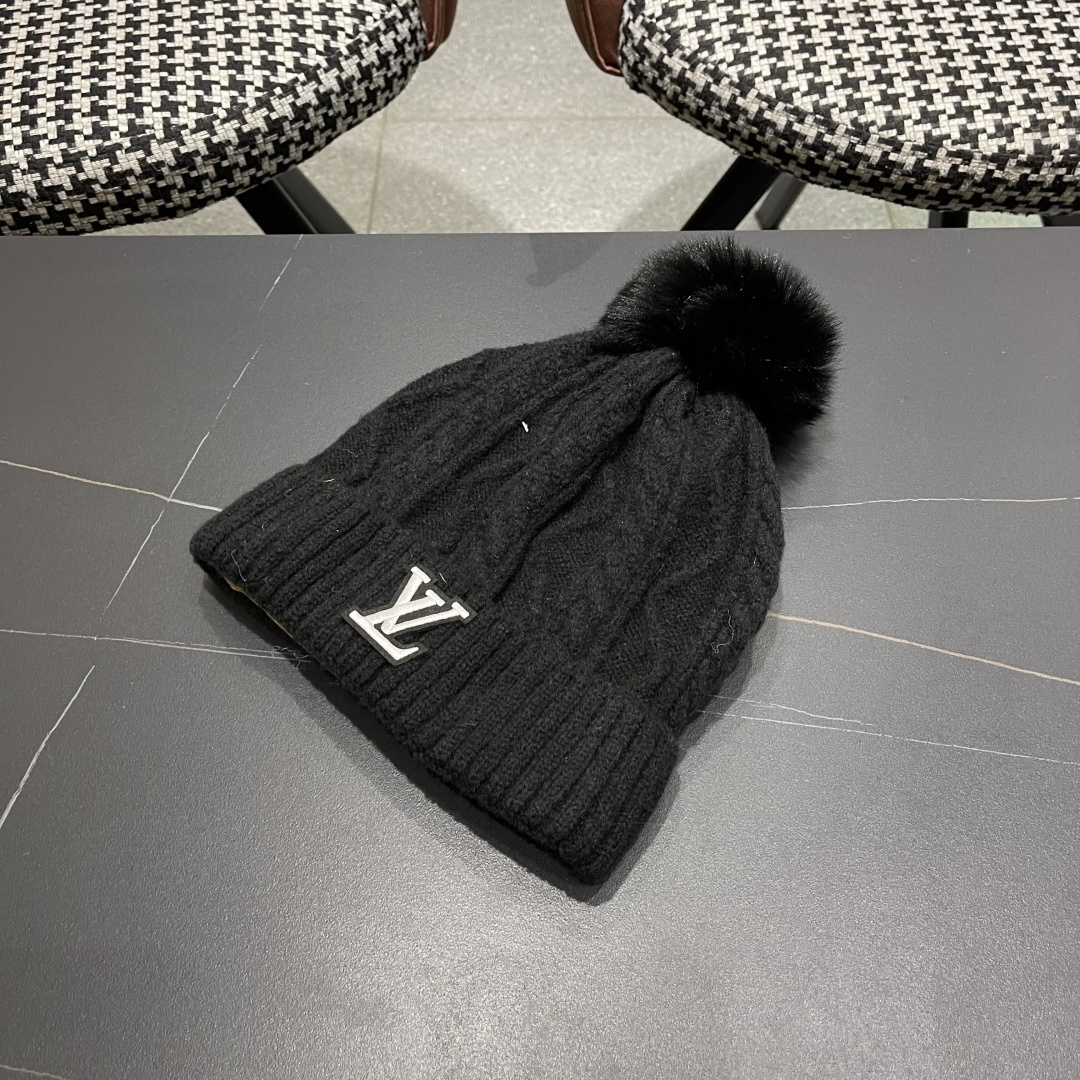  lv路易威登帽子2025女秋冬毛线帽韩版针织帽女士百搭毛球帽护耳冬季套头潮加厚帽