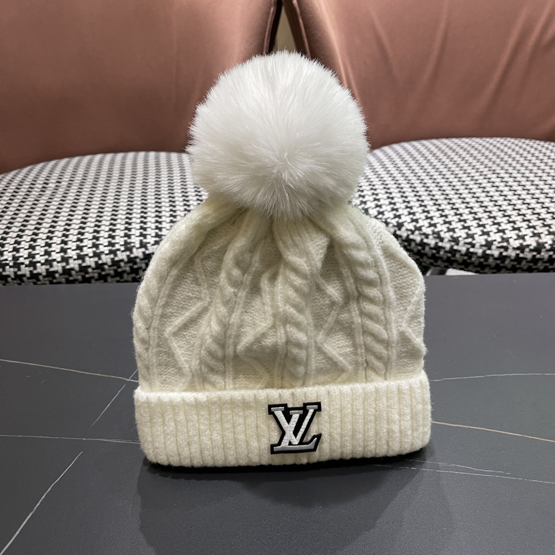  lv路易威登帽子2025女秋冬毛线帽韩版针织帽女士百搭毛球帽护耳冬季套头潮加厚帽