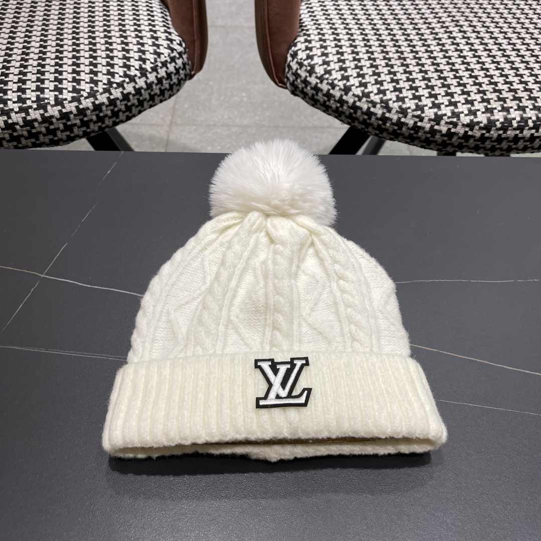  lv路易威登帽子2025女秋冬毛线帽韩版针织帽女士百搭毛球帽护耳冬季套头潮加厚帽