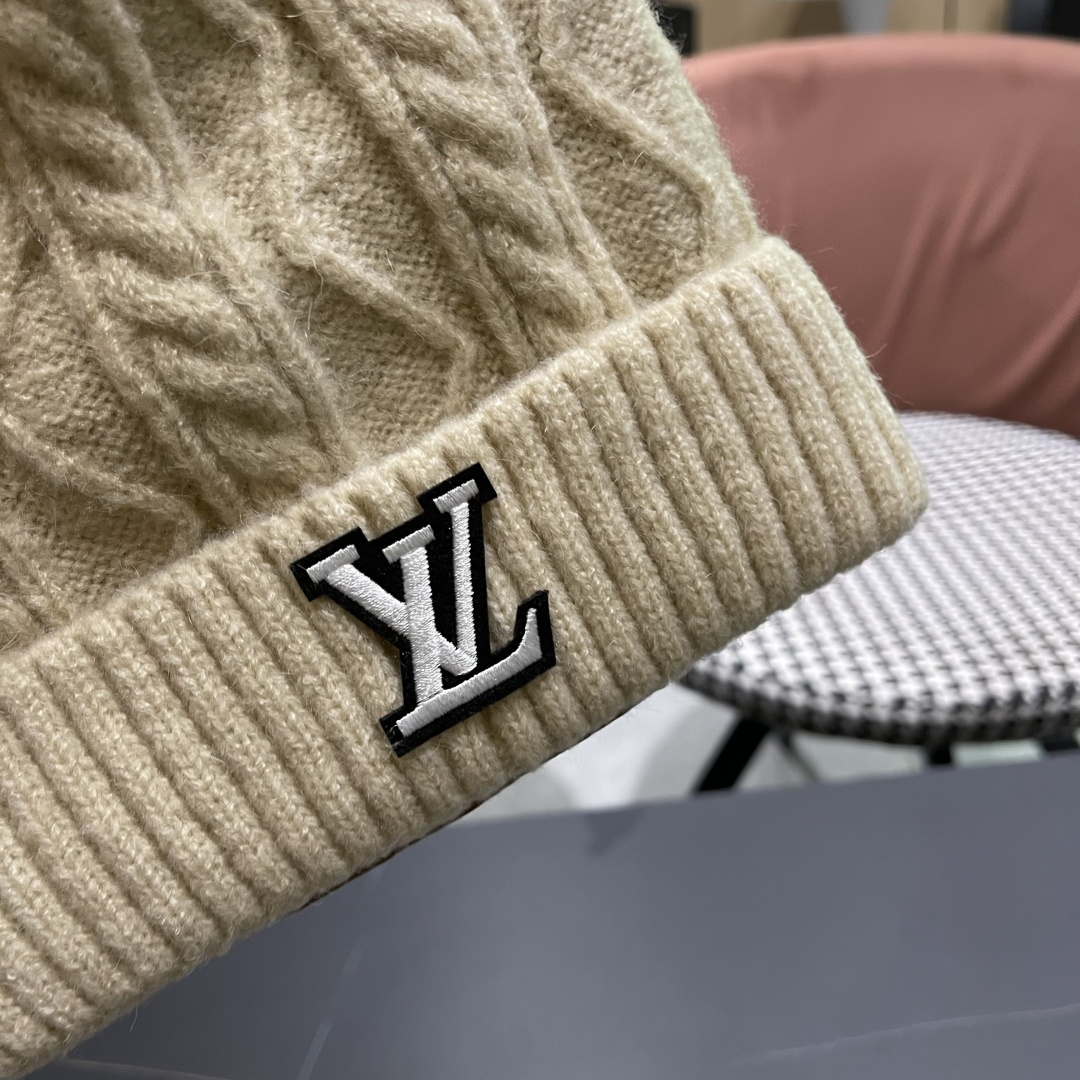  lv路易威登帽子2025女秋冬毛线帽韩版针织帽女士百搭毛球帽护耳冬季套头潮加厚帽
