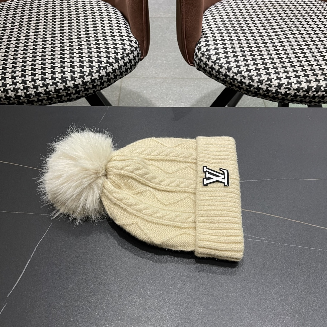  lv路易威登帽子2025女秋冬毛线帽韩版针织帽女士百搭毛球帽护耳冬季套头潮加厚帽